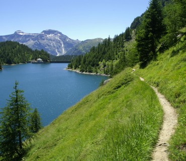 Lago di Devero sull'Alpe omonima