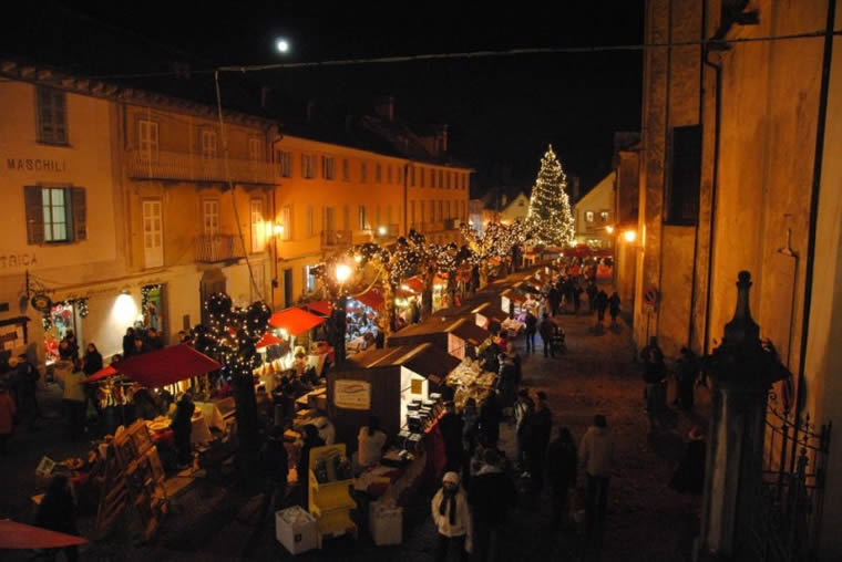 Mercatini Natale.Mercatini Di Natale Ad Omegna Sul Lago D Orta