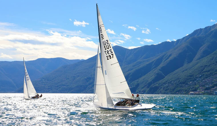 In barca a vela sul Lago Maggiore